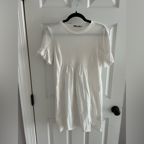 English Factory Dresses & Skirts - English factory White Short Sleeve Dress